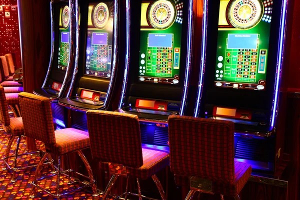 Mobile app interface showing live games and sports markets